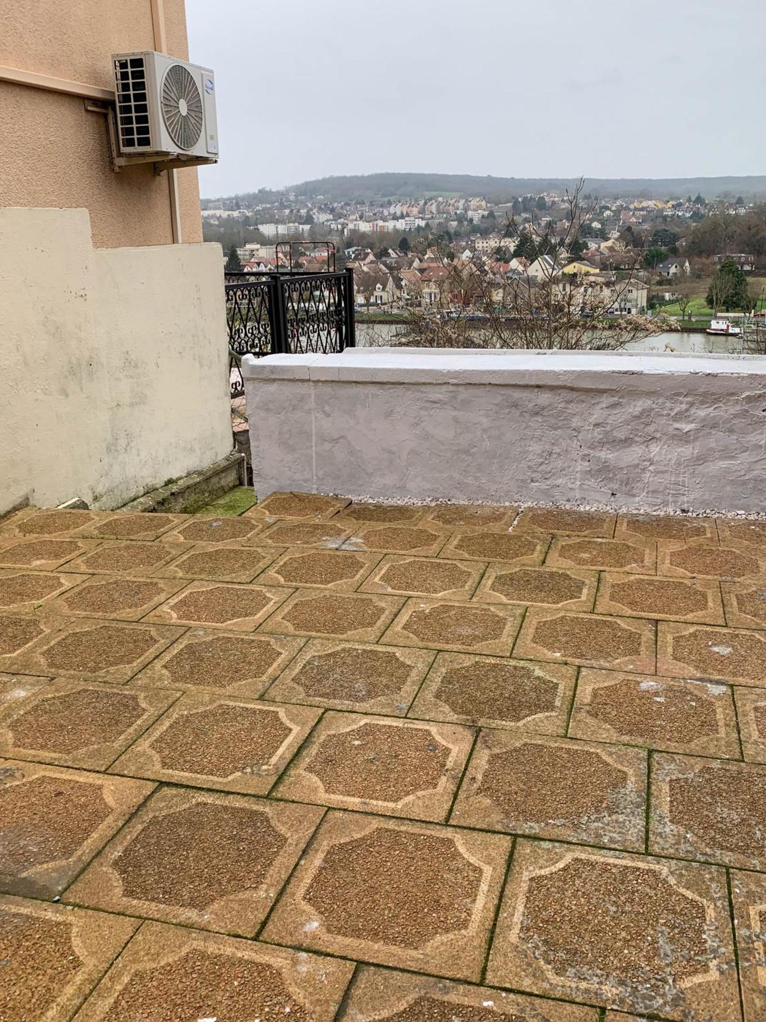 Appartement Le Mini Panoramique Vue Sur Seine Arrivee Autonome à Conflans-Sainte-Honorine Extérieur photo